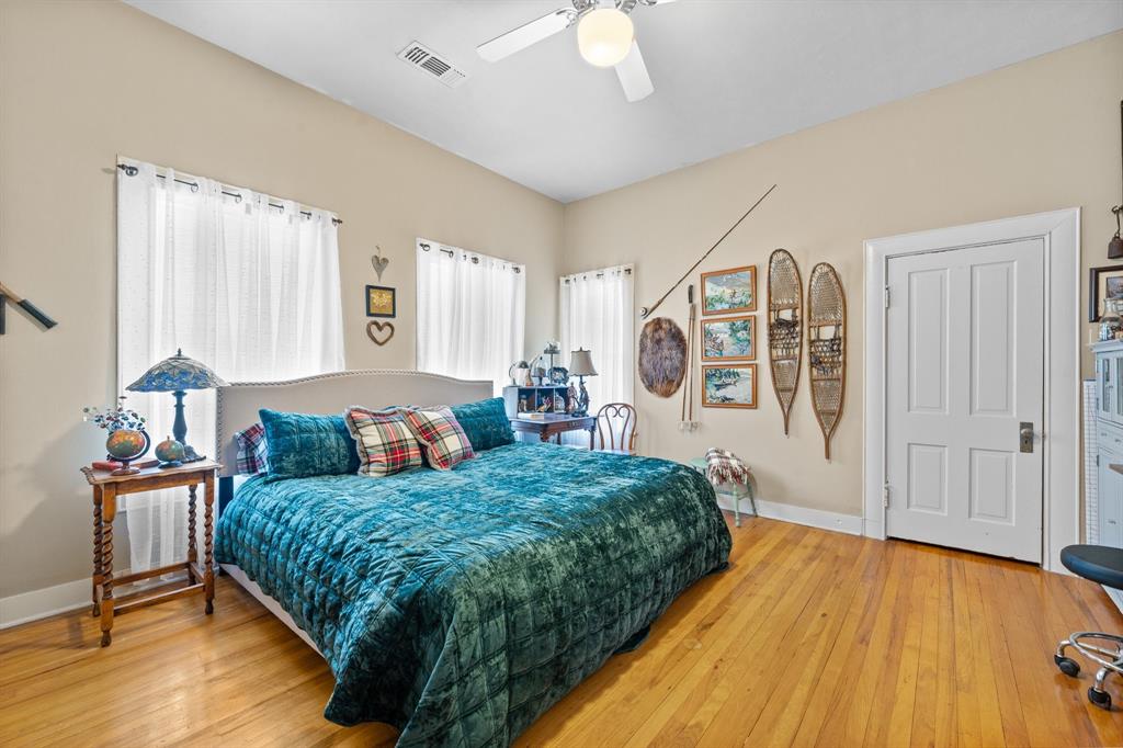 Original Cleburn - Residential