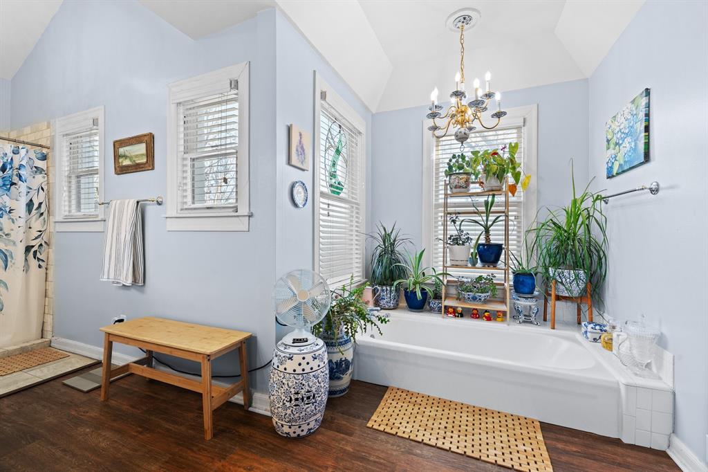 Original Cleburn - Residential