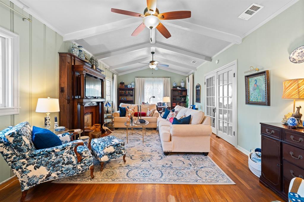 Original Cleburn - Residential