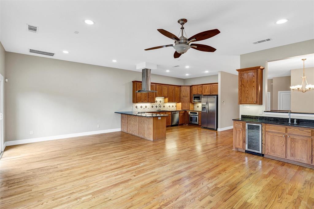 Dallas, Texas 75214, United States, 3 Bedrooms Bedrooms, ,3 BathroomsBathrooms,Residential,Active,170442