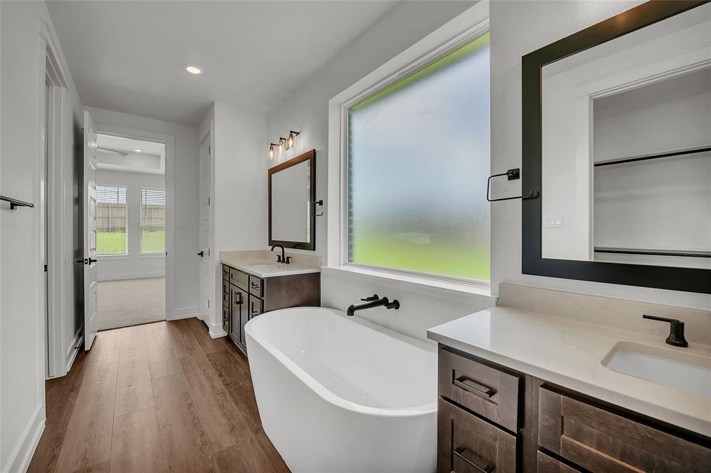 Rosenthal Estates - Residential