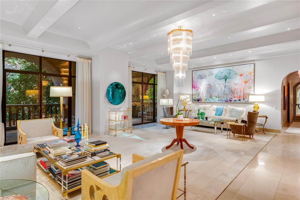 Mansion Residence - Residential