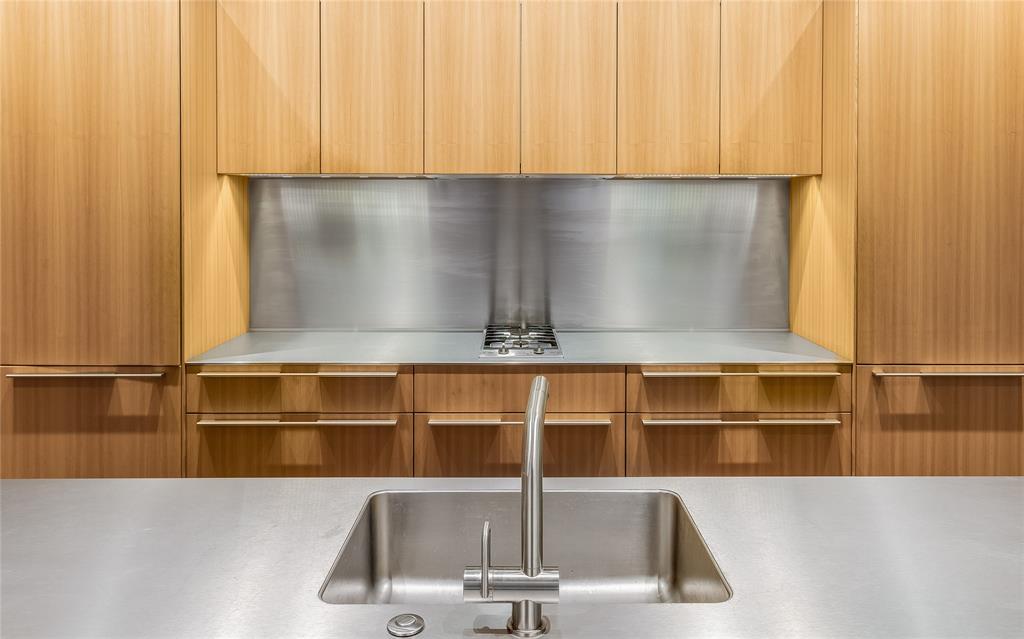 Mansion Residence - Residential