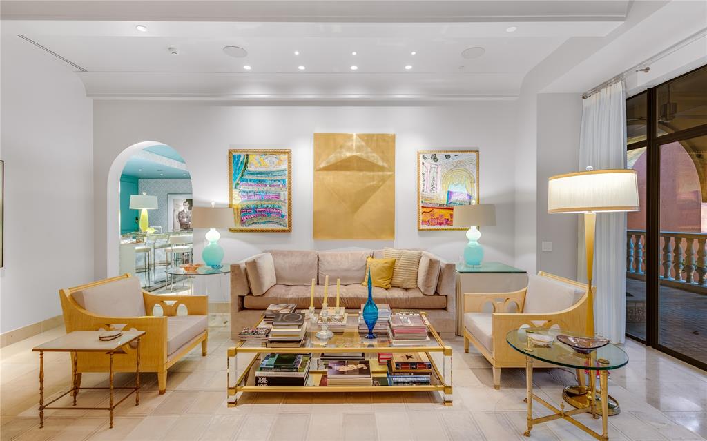 Mansion Residence - Residential