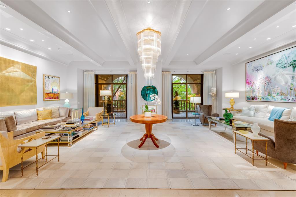 Mansion Residence - Residential