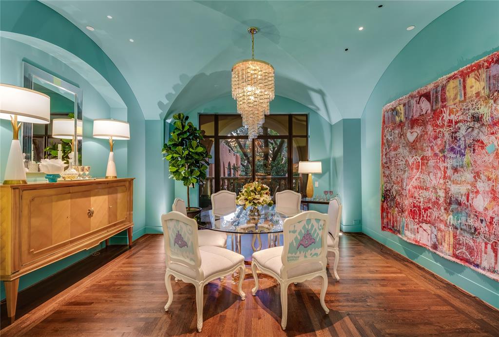 Mansion Residence - Residential