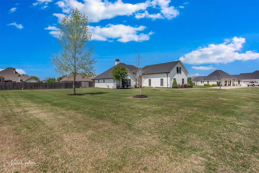 Benton, Louisiana 71006, United States, 4 Bedrooms Bedrooms, ,3 BathroomsBathrooms,Residential,Contingent,114871