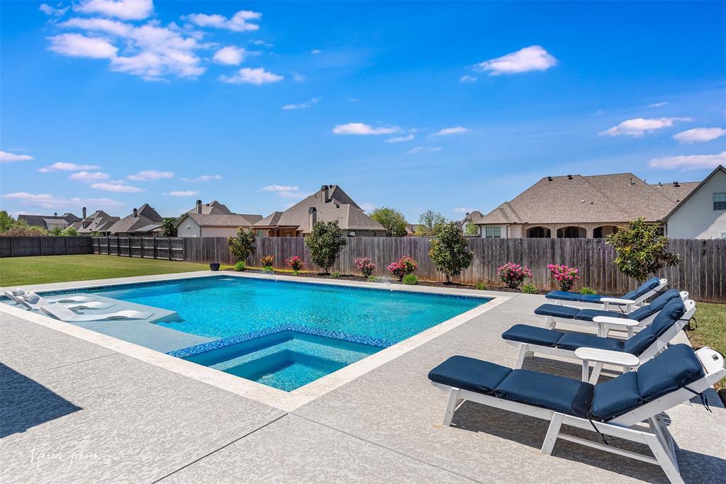 Benton, Louisiana 71006, United States, 4 Bedrooms Bedrooms, ,3 BathroomsBathrooms,Residential,Contingent,114871