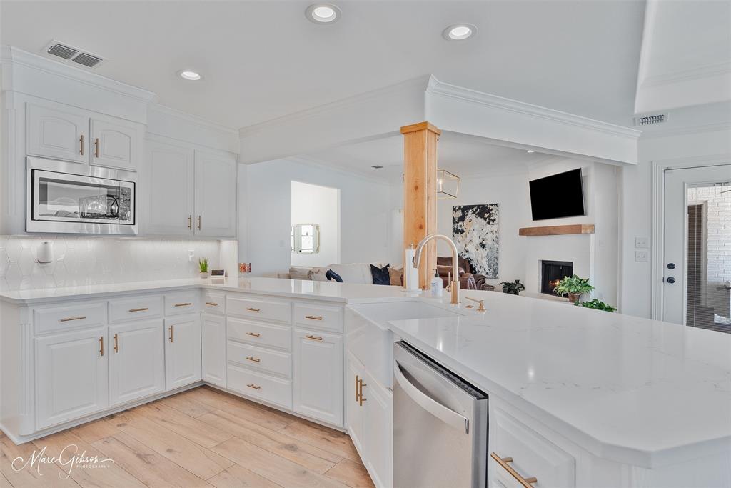 Benton, Louisiana 71006, United States, 4 Bedrooms Bedrooms, ,3 BathroomsBathrooms,Residential,Contingent,114871