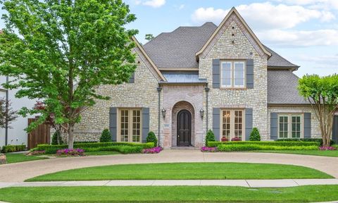 6828 Chevy Chase Avenue Dallas TX 75225
