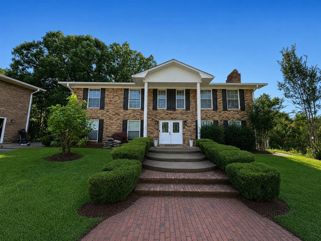1409 Drake Drive