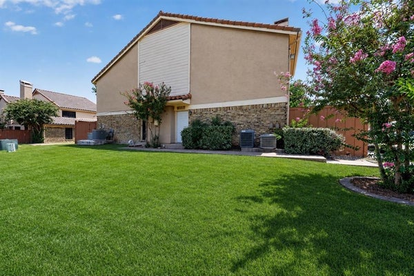 2632 PIEDRAS, IRVING, TX 75038 - Image 5abb190376cf82647eda9225afc19b1e/1655781818
