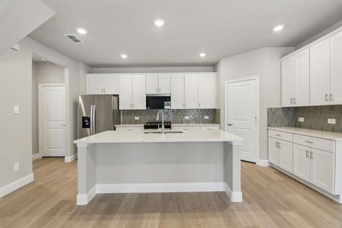 2724 Big Bend Mews Corinth TX 76209