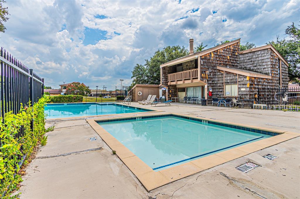 Club - Residential