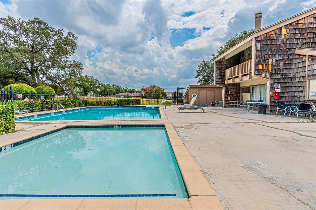 Club - Residential