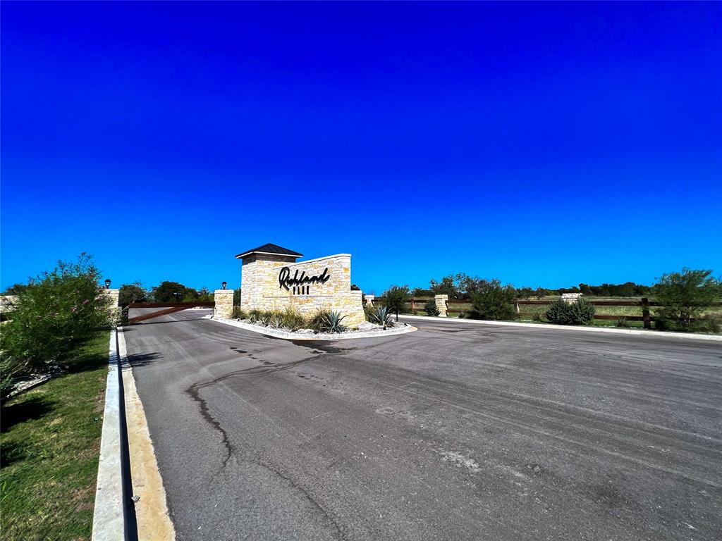 Richland Park - Land