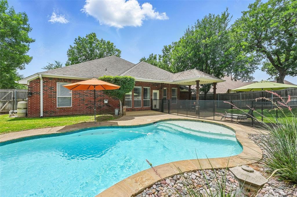 7917 Chapelwood Drive