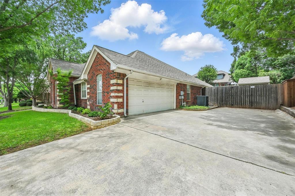 7917 Chapelwood Drive