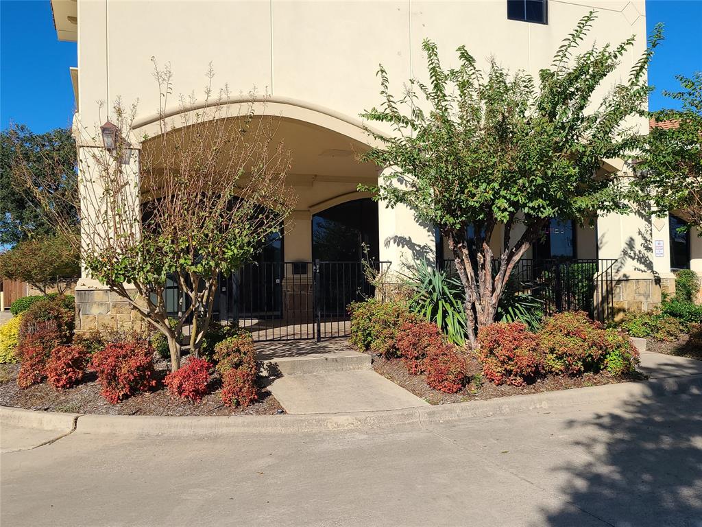 Green Oaks Village Add - Commercial Lease