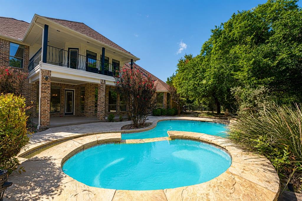 242 Ridgemont Drive