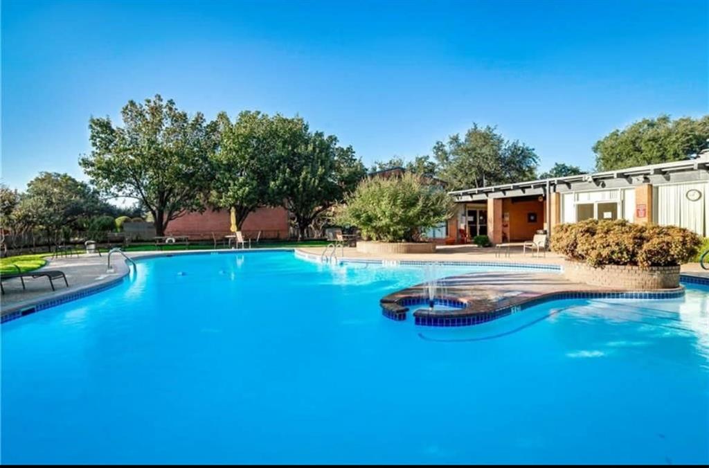 Castillian Condo The - Residential