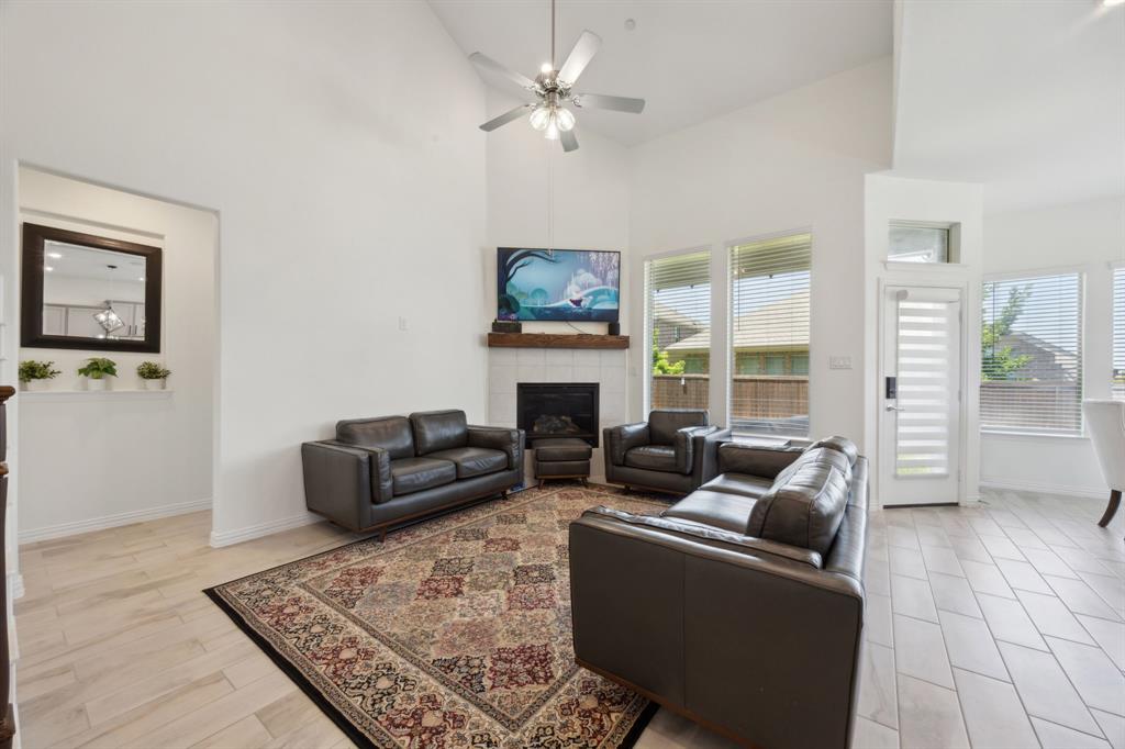2004 Creekridge Drive