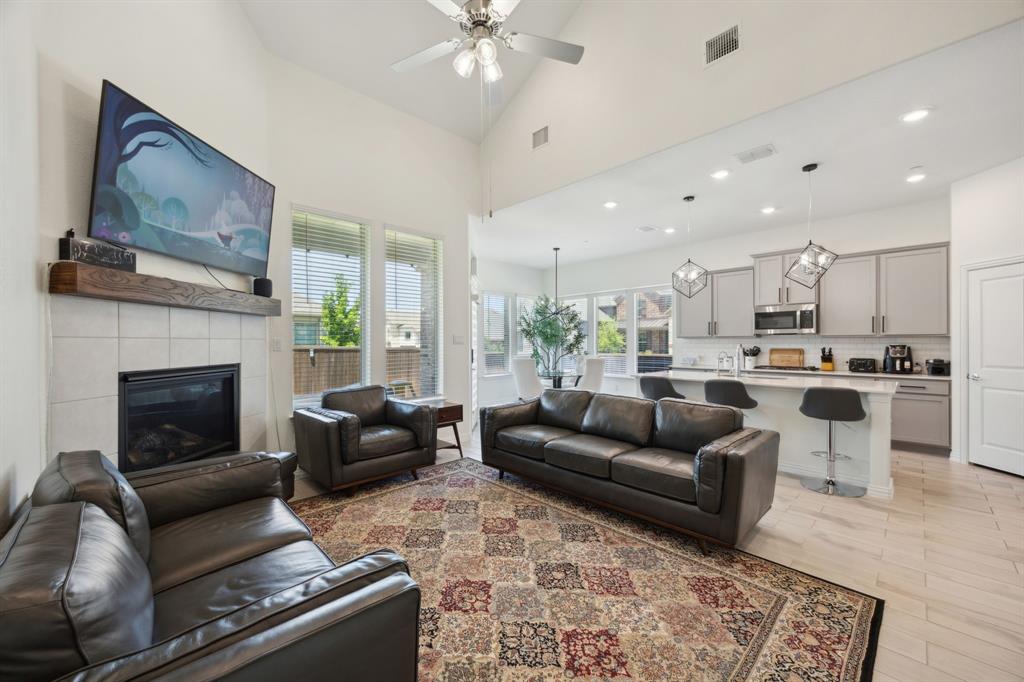 2004 Creekridge Drive