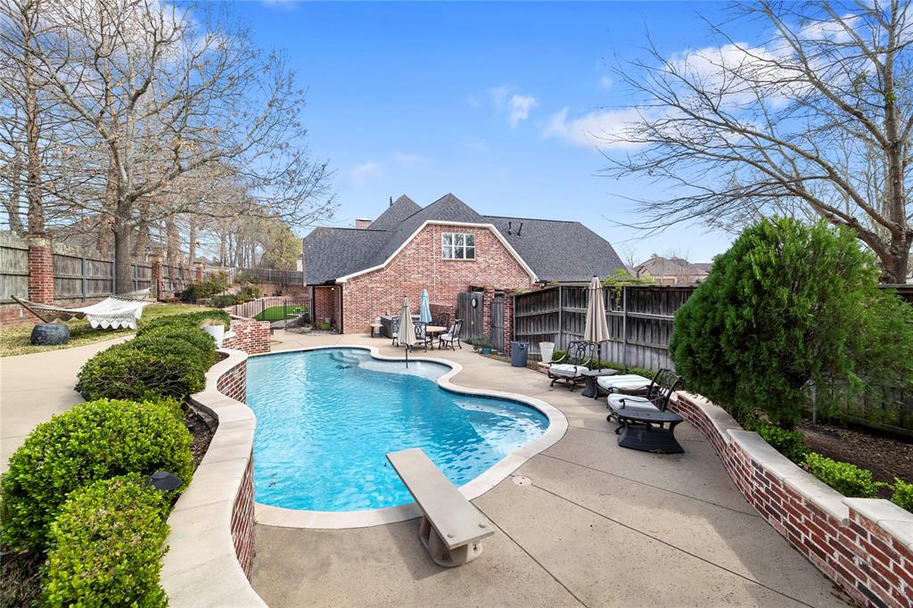 Holly Star - Residential