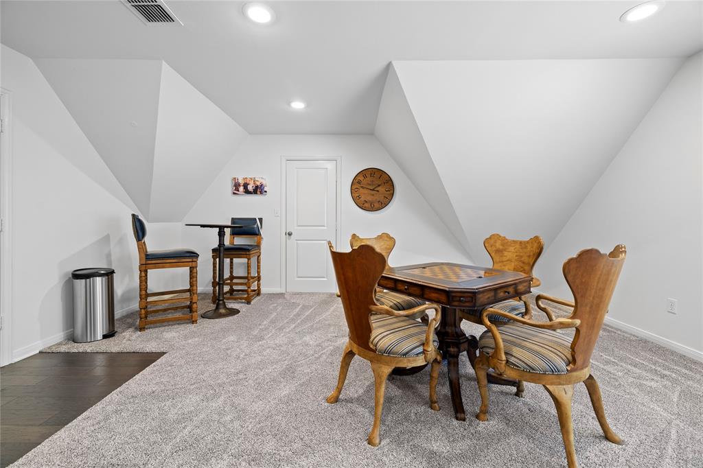 Holly Star - Residential