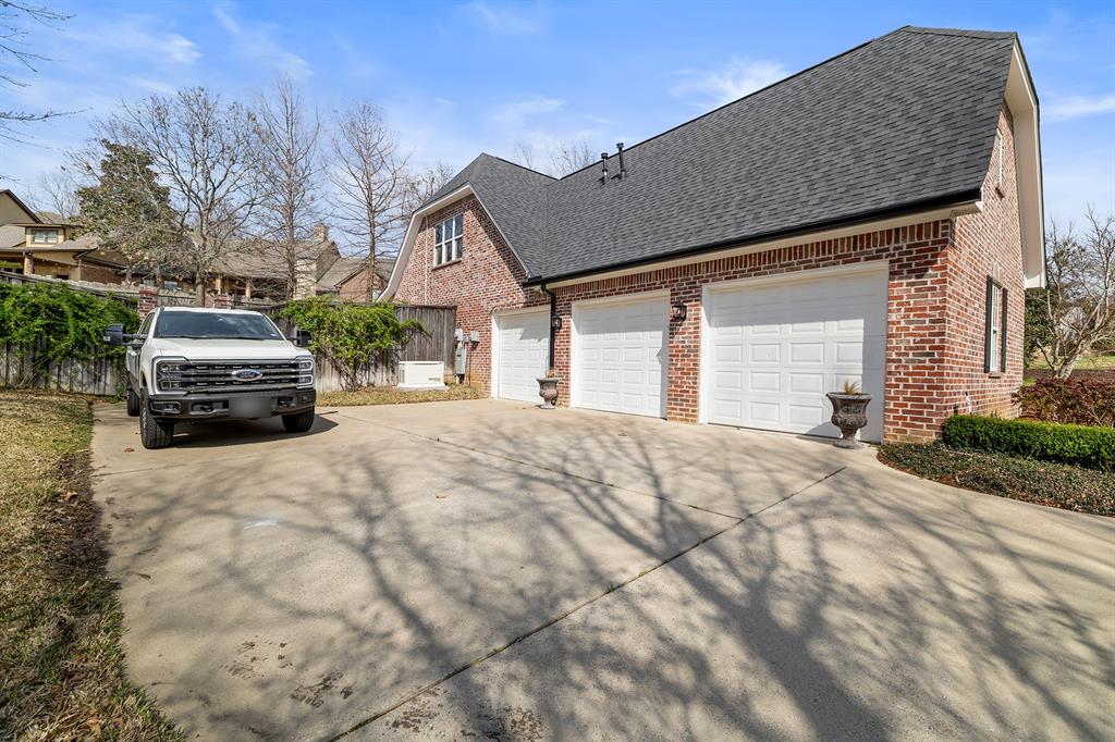 Holly Star - Residential