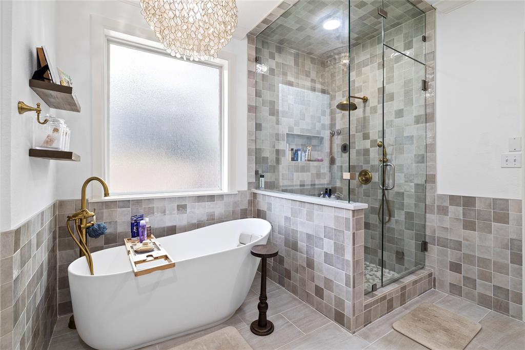 Holly Star - Residential