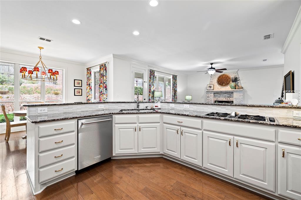 Holly Star - Residential