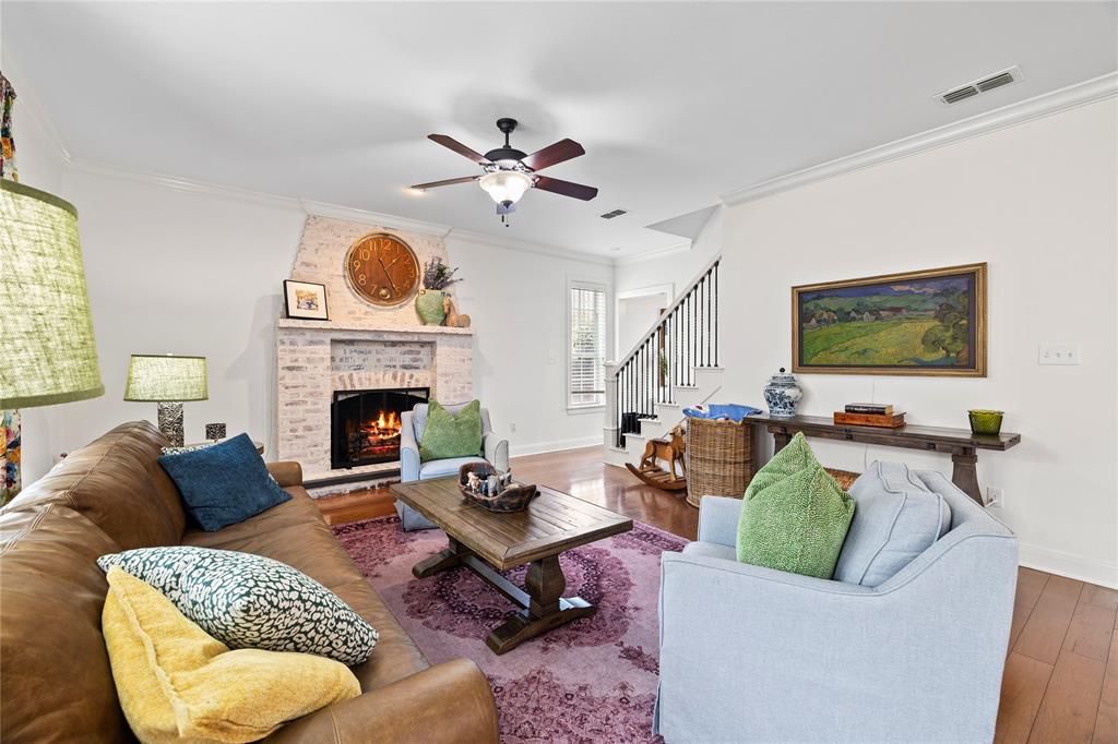 Holly Star - Residential