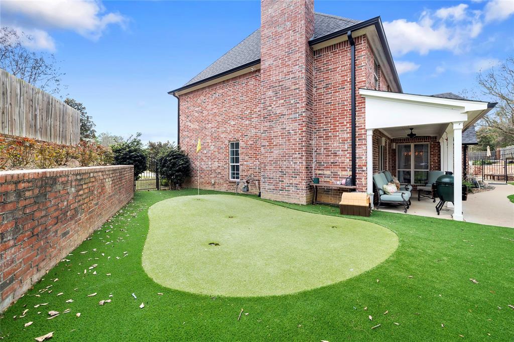 Holly Star - Residential