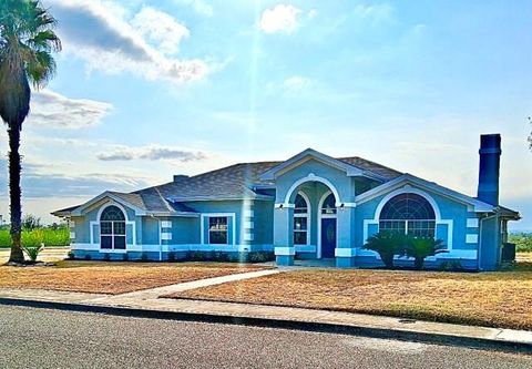 1069 Vista Hermosa Drive Eagle Pass TX 78852