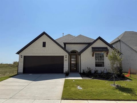 5005 Meadow Vista Lane Fort Worth TX 76036