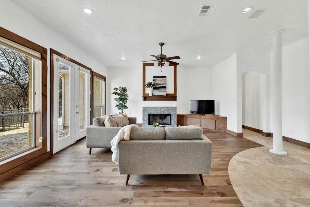 324 Rolling Oaks Ridge