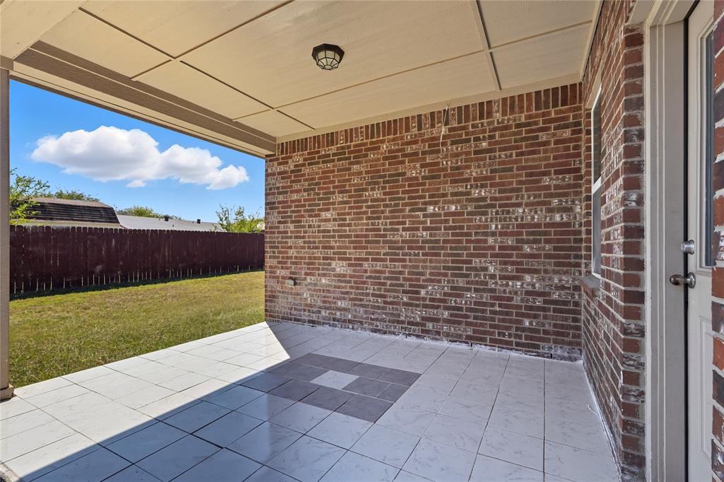 Hutchins, Texas 75141, United States, 3 Bedrooms Bedrooms, ,2 BathroomsBathrooms,Residential,Active,233127