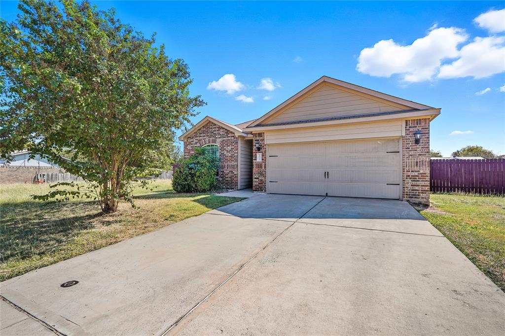 Hutchins, Texas 75141, United States, 3 Bedrooms Bedrooms, ,2 BathroomsBathrooms,Residential,Active,233127