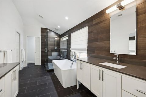 Tiny photo for 4032 Allencrest Lane, Dallas, TX 75244 (MLS # 21084306)