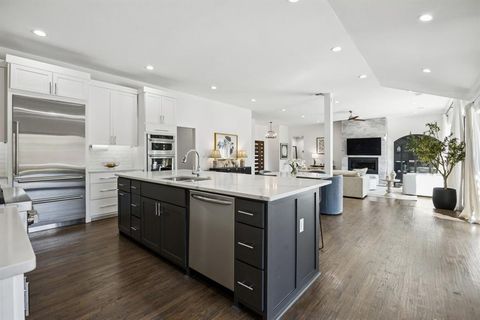 Tiny photo for 4032 Allencrest Lane, Dallas, TX 75244 (MLS # 21084306)