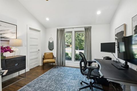 Tiny photo for 4032 Allencrest Lane, Dallas, TX 75244 (MLS # 21084306)