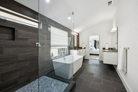 Tiny photo for 4032 Allencrest Lane, Dallas, TX 75244 (MLS # 21084306)