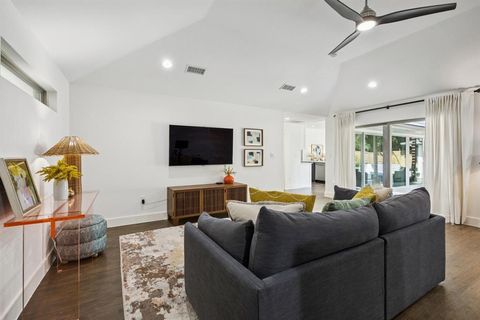 Tiny photo for 4032 Allencrest Lane, Dallas, TX 75244 (MLS # 21084306)