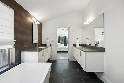 Tiny photo for 4032 Allencrest Lane, Dallas, TX 75244 (MLS # 21084306)