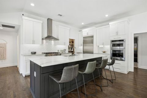 Tiny photo for 4032 Allencrest Lane, Dallas, TX 75244 (MLS # 21084306)