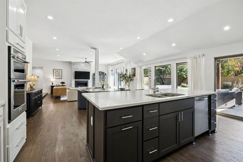 Tiny photo for 4032 Allencrest Lane, Dallas, TX 75244 (MLS # 21084306)