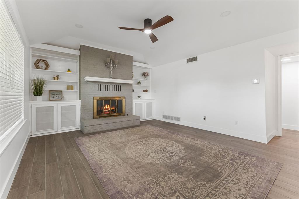 2713 Clearmeadow Court