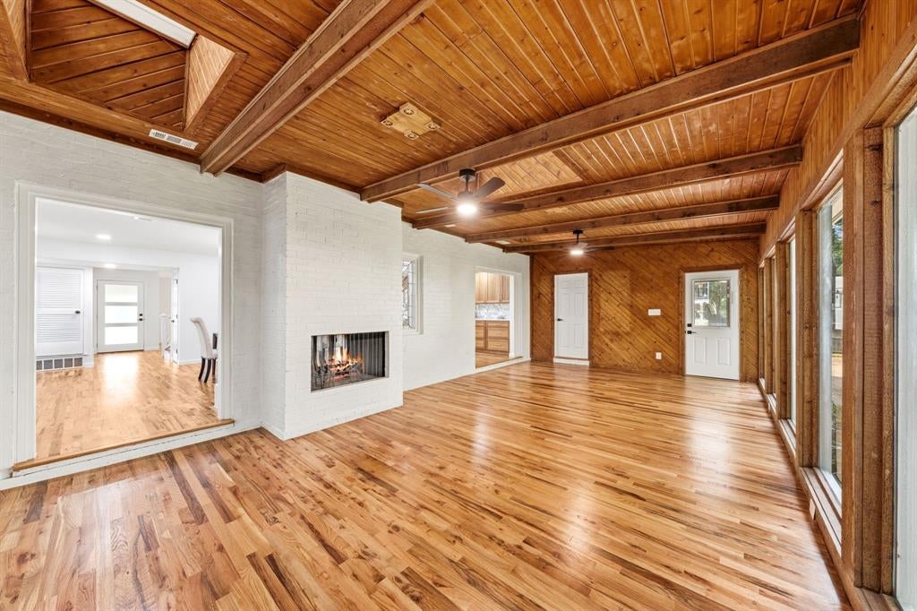 3905 Shady Valley Drive