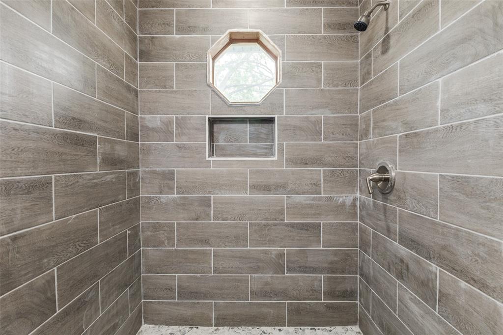 Linda Terrace - Residential